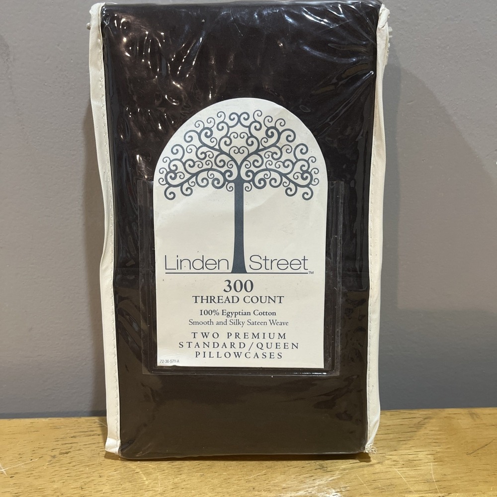 Linden Street Chocolate Brown 100% Egyptian Cotton‎ 2 Standard Pillowcases New